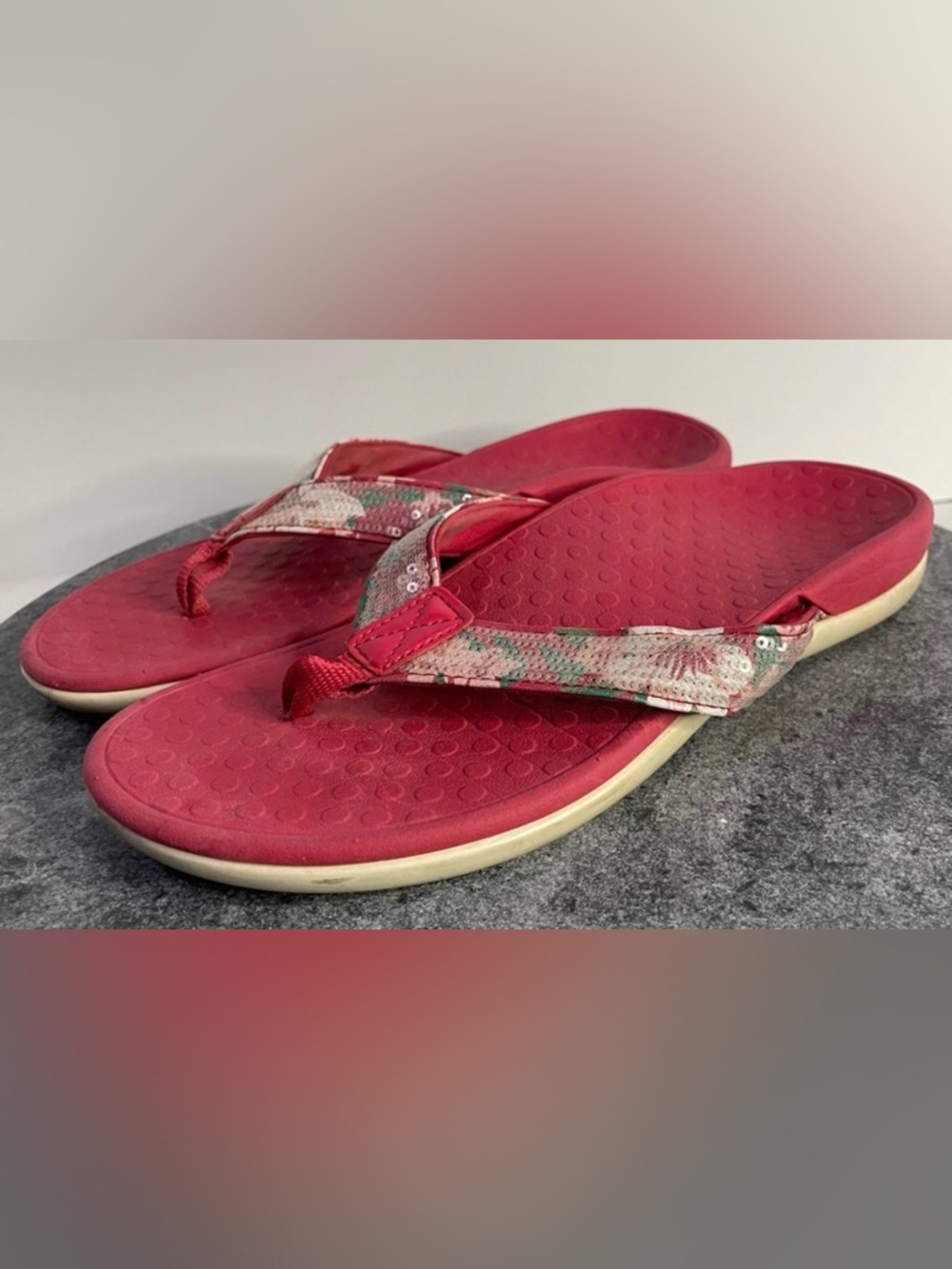 Vionic Hot Pink Tide Flip Flops Sandals Sequins Size 7